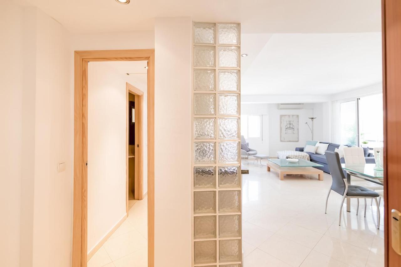 Ferienwohnung Bhost - Paseo De La Malagueta Málaga Exterior foto